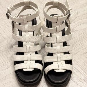 White Strappy Croc Gladiator Sandals Size 7.5